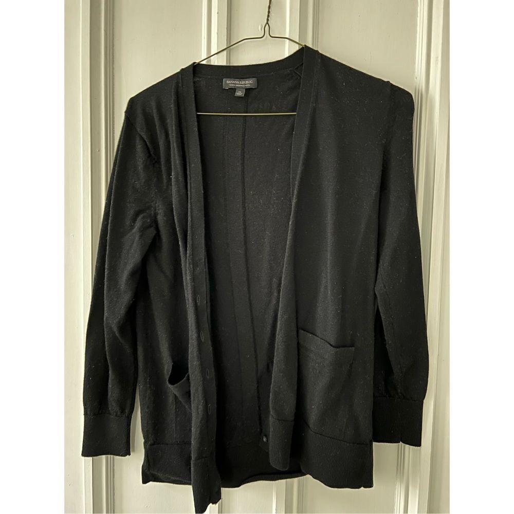 Banana Republic black merino wool cardigan sweater M